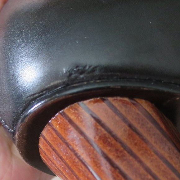 VIANNI COLLECTION LEATHER SHOES WITH BUCKLE DETAIL - Picture 11 of 12